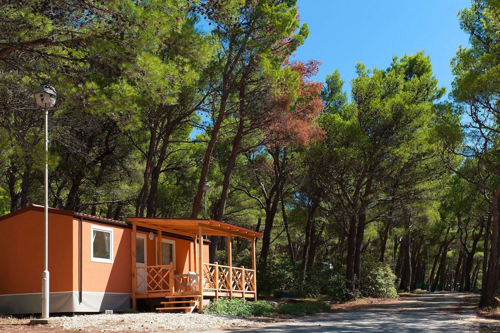 Mobile Homes Basko Polje Campground Baska Voda Exterior photo